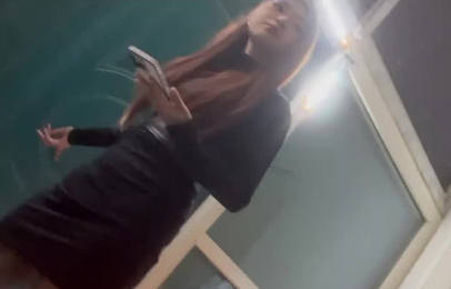 杏吧原创・听网友推荐在西安雁塔有非常不错的红灯区・渣男扫街